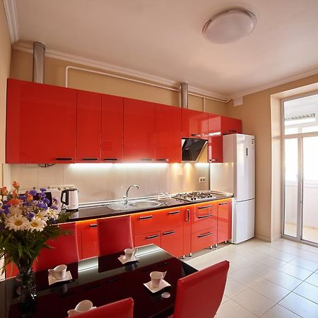 2 Bedrooms Apartment 150M From Opera House Lviv Eksteriør bilde