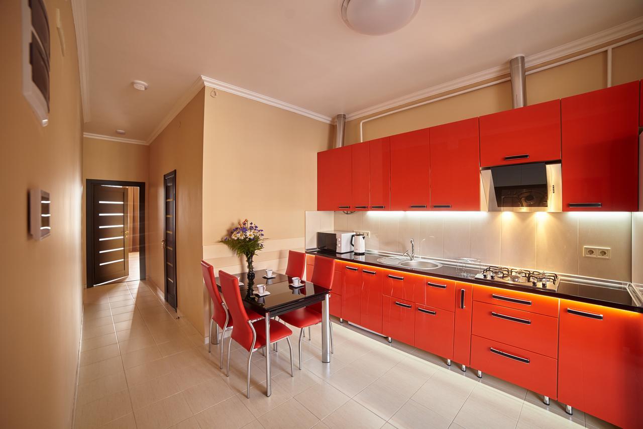 2 Bedrooms Apartment 150M From Opera House Lviv Eksteriør bilde
